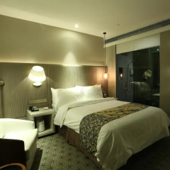 Shanghai Bund South China Harbour View Hotel комната для гостей