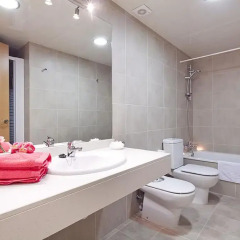 Отель Charmsuites Nou Rambla Апартаменты с 2 отдельными кроватями фото 4