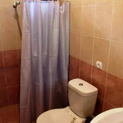 Lucytour Hotel 3* Коттедж с разными типами кроватей фото 8