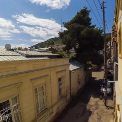 Отель Veranda Guest House Грузия, Тбилиси - отзывы, цены и фото номеров - забронировать отель Veranda Guest House онлайн балкон