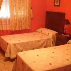 Отель Hostal Carmona спа