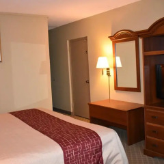 Отель Red Roof Inn Meridian 2* Номер Делюкс с различными типами кроватей фото 4