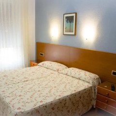 Отель Pension Numancia комната для гостей фото 4