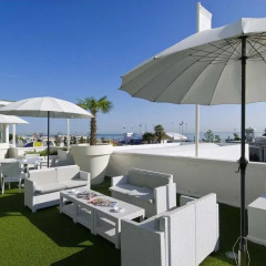 Hotel Mediterraneo Риччоне бассейн