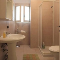 Отель Guest House Stazione Centrale Номер с общей ванной комнатой фото 7