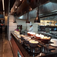 Отель Crowne Plaza New Delhi Rohini питание фото 2