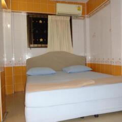 Отель At Home Guest House 2* Номер Делюкс фото 3