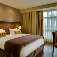 Protea Hotel Select Emotan комната для гостей