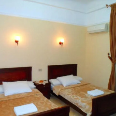 Triomphe Hostel Стандартный номер с двуспальной кроватью фото 2
