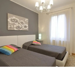 Отель Madame V Apartments Италия, Венеция - отзывы, цены и фото номеров - забронировать отель Madame V Apartments онлайн комната для гостей фото 3