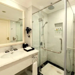 Отель Vinpearl Discovery 1 Nha Trang 5* Номер Делюкс с различными типами кроватей фото 6