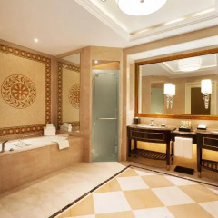 Отель Wyndham Grand Xian South 4* Люкс повышенной комфортности с различными типами кроватей