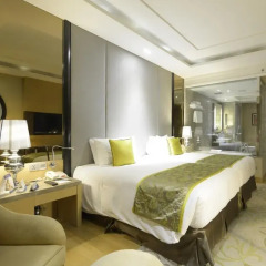 Отель Radisson Blu Jaipur 4* Улучшенный номер с двуспальной кроватью фото 3