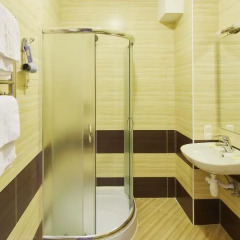 Three Crowns Hotel Львов ванная фото 2