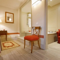 Отель Palazzo Niccolini Al Duomo 4* Номер Делюкс с различными типами кроватей фото 7