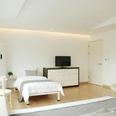 Отель The Mei Haus Hongdae 3* Стандартный семейный номер с двуспальной кроватью фото 3