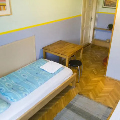 7x24 Central Hostel Стандартный номер фото 4