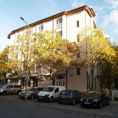 Mikado Hotel парковка