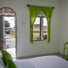 Отель Rampart View Guest House 2* Стандартный номер с двуспальной кроватью фото 10