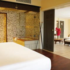 Отель The Marmara Bodrum - Adult Only 5* Улучшенный номер разные типы кроватей фото 4