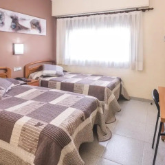 Отель Hostal Sans Стандартный номер с различными типами кроватей фото 4