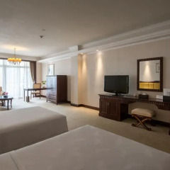 Guangzhou Phoenix City Hotel 4* Представительский номер с различными типами кроватей фото 2