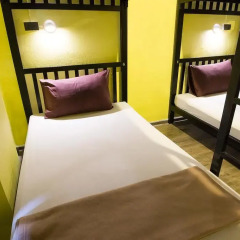 Oldtown Hostel Кровать в общем номере с двухъярусной кроватью фото 3