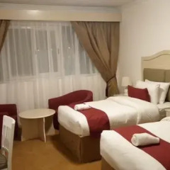 Al Muraqabat Plaza Hotel Apartments 3* Апартаменты с 2 отдельными кроватями фото 6