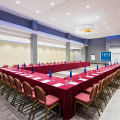 TRYP Guadalajara Hotel с домашними животными