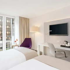 Отель NH Collection Berlin Mitte Am Checkpoint Charlie 4* Улучшенный номер с разными типами кроватей фото 20