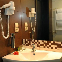 Hotel & Spa Biały Dom ванная фото 2