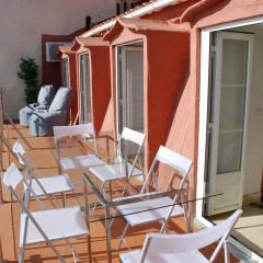 Отель Lisbon Inside Connect - Bairro Alto Apartments Португалия, Лиссабон - отзывы, цены и фото номеров - забронировать отель Lisbon Inside Connect - Bairro Alto Apartments онлайн балкон