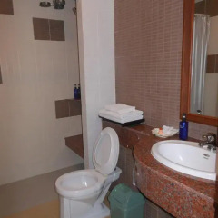 Long Beach Cha-Am Hotel 3* Улучшенный номер с различными типами кроватей фото 6