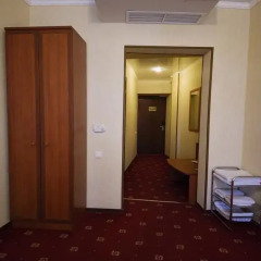 Гостиница Плаза 4* Номер Делюкс двуспальная кровать фото 6