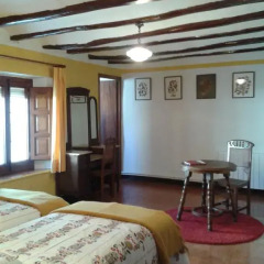 Отель Casa Sastre Segui Улучшенный номер с 2 отдельными кроватями фото 4