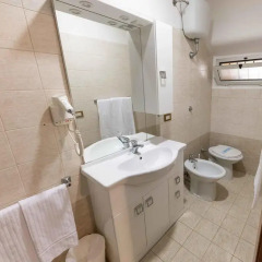 Hotel Anfiteatro Flavio 3* Апартаменты с 2 отдельными кроватями фото 4