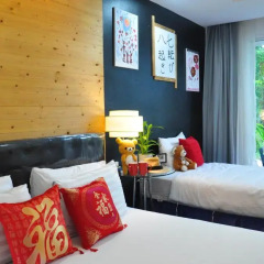 Отель Eat N Sleep Стандартный номер фото 15