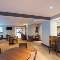 Отель Premier Inn London City - Aldgate интерьер отеля фото 2