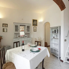 Отель Oltrarno Home Silvia Florence Флоренция комната для гостей фото 2