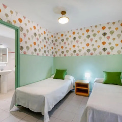 Отель Hostal Oliveta комната для гостей фото 2
