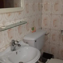 Отель Almond Tree Guest House 3* Стандартный номер с различными типами кроватей фото 8