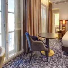 Отель Hilton London Euston 4* Стандартный семейный номер с двуспальной кроватью фото 4
