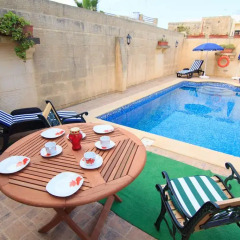 Отель Ta' Bejza Holiday Home with Private Pool бассейн фото 3