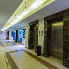 Отель Imperial Suites