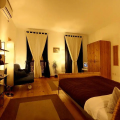 Отель B&B Centro Storico Via Manno спа