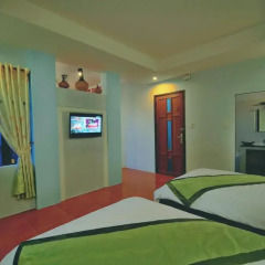 Отель Starfruit Homestay Hoi An 2* Стандартный семейный номер с двуспальной кроватью фото 5