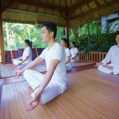 Отель Svarga Loka Resort фитнесс-зал