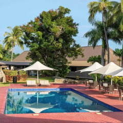Отель Novotel Nadi Фиджи, Вити-Леву - отзывы, цены и фото номеров - забронировать отель Novotel Nadi онлайн бассейн фото 2