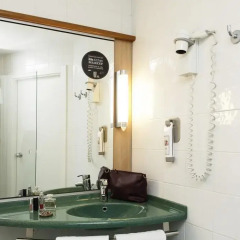 Отель Ibis Madrid Calle Alcala Стандартный номер с различными типами кроватей