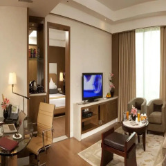 Crowne Plaza Hotel New Delhi Okhla комната для гостей фото 5